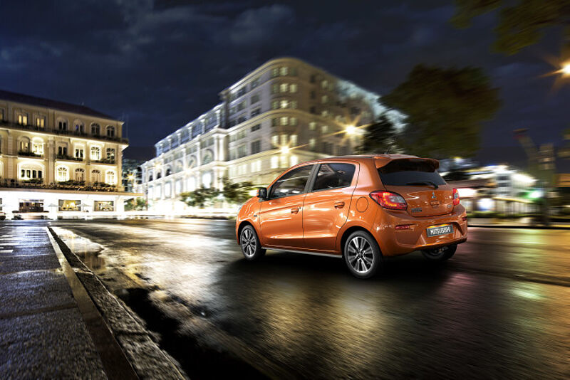 Top in Preis und Leistung: Space Star 1.0 MIVEC* Sieger bei AUTO TEST